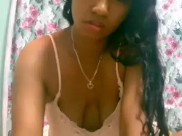 Chaturbate Adult Webcams of ariah13