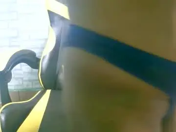 Chaturbate Adult Video Chat of ariah13