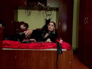 Chaturbate Nude Webcam of nora_red