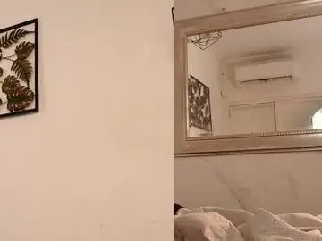 Chaturbate Live Porn of zuri_villegas