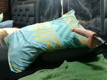 Chaturbate Nude Webcam of couple_gold69