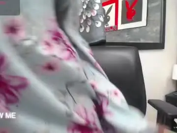 Chaturbate Live Sex Cam of daliadubey