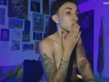 Chaturbate Best live sex cam show of niahhierodula