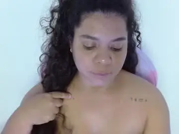 Chaturbate Adult Webcams of yulissa18