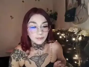 Chaturbate Adult Video Chat of emilywhitee_