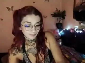 Chaturbate Adult Webcam of emilywhitee_