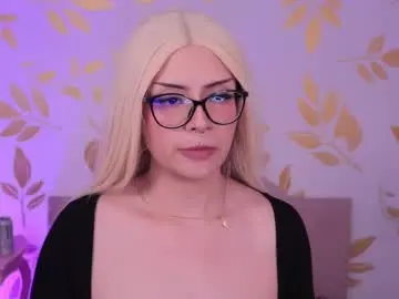 Chaturbate Watch Live Sex Cams of misselektra__