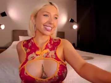 Chaturbate Watch Live Sex Cams of wow_peach_girl