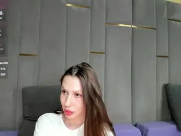 Chaturbate Live Sex Cam of redjina_angel