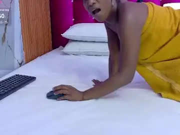 Chaturbate Live Sex Cam of tastydarkchocolatee