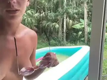 Chaturbate Live Porn of voilet22