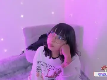 Chaturbate Live Sex of arya_line