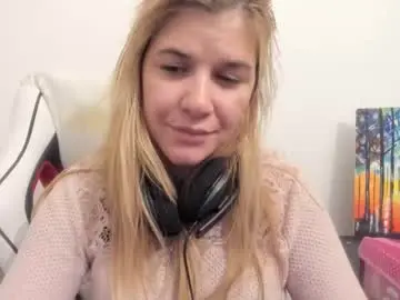 Chaturbate Best live sex cam show of artsyandcraftsy_