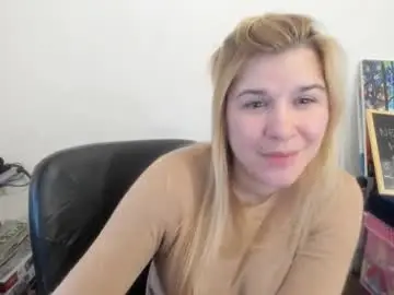 Chaturbate Adult Webcam of artsyandcraftsy_