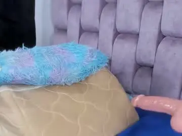 Chaturbate Watch Live Sex Cams of andrea_bigtits69