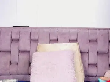 Chaturbate Sex Cam of andrea_bigtits69