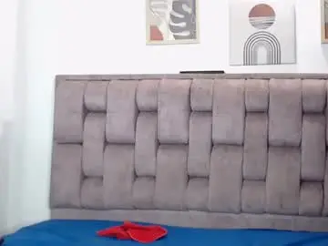 Chaturbate Nude Webcam of andrea_bigtits69