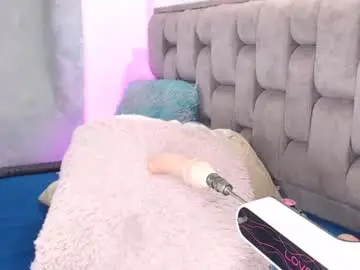 Chaturbate Live Porn of andrea_bigtits69