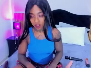 Chaturbate Best live sex cam show of pauline_fox