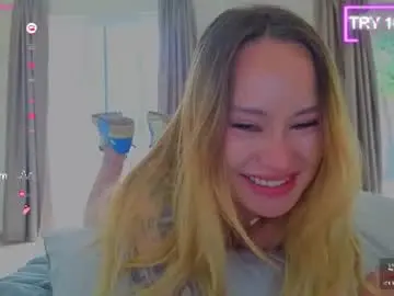 Chaturbate Nude Webcam of strawberrypie99
