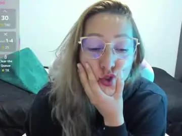 Chaturbate Sex Cam of hottychrystal