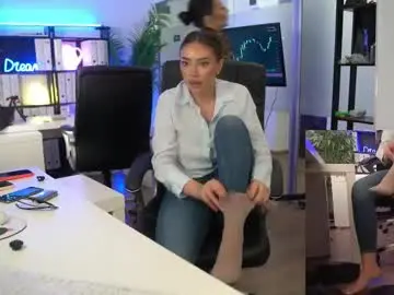 Chaturbate Live Sex Cam of babesgowild