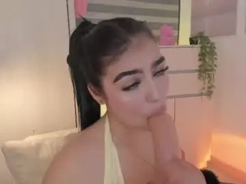 Chaturbate Watch Live Sex Cams of emily_kenner