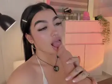 Chaturbate Best live sex cam show of emily_kenner