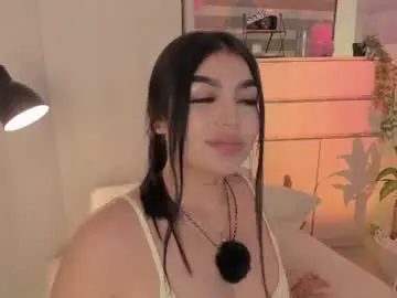 Chaturbate Live Sex Cam of emily_kenner