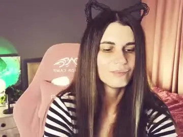 Chaturbate Watch Live Sex Cams of emilytucker