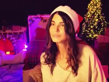 Chaturbate Best live sex cam show of emilytucker