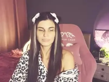 Chaturbate Best live sex cam show of emilytucker