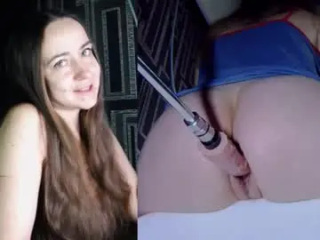 Chaturbate Live Sex Cam of pearl_helen