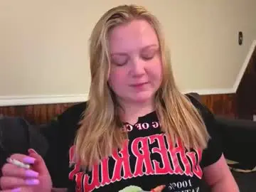 Chaturbate Live Sex of phatassblond