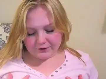 Chaturbate Live Sex Cam of phatassblond