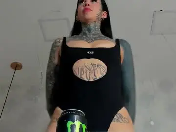 Chaturbate Free Porn Cam of valerykat_