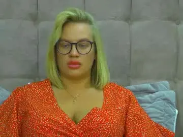 Chaturbate Best live sex cam show of marianeumann