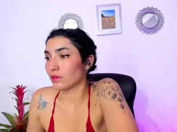 Chaturbate Sex Cam of bella_thorne3