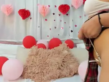 Chaturbate Live Sex Cam of mila_adamss