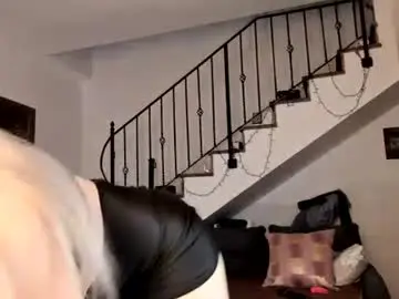 Chaturbate Nude Webcam of missycrystal