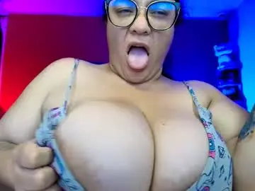 Chaturbate Sex Cam of lulubigtitts