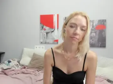 Chaturbate Adult Video Chat of brightly_heizer