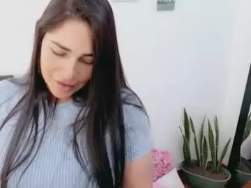 Chaturbate Nude Webcam of luna_lgomez