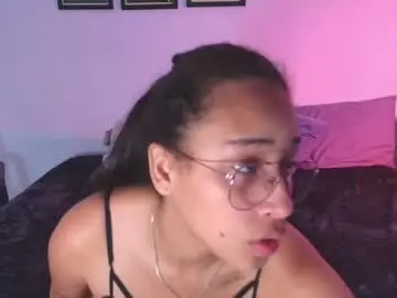 Chaturbate Live Porn of luna_roos30