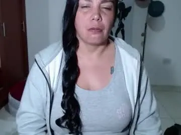 Chaturbate Free Live Porn of vivian_milf_paint