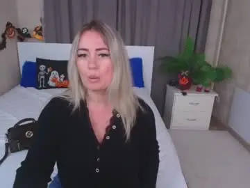 Chaturbate Sex Cam of kriiskiss