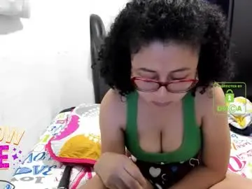 Chaturbate Free Live Porn of bonnie_lam_