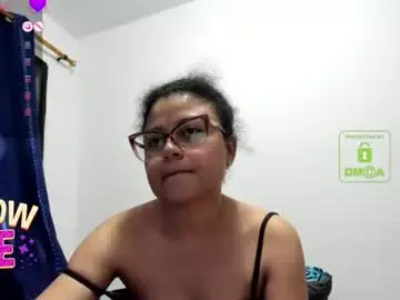 Chaturbate Sex Cam of bonnie_lam_