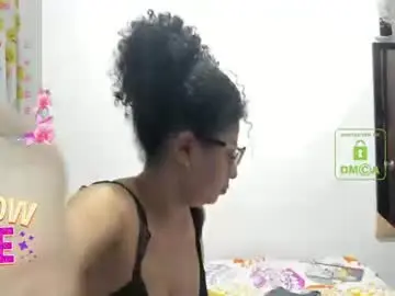Chaturbate Best live sex cam show of bonnie_lam_