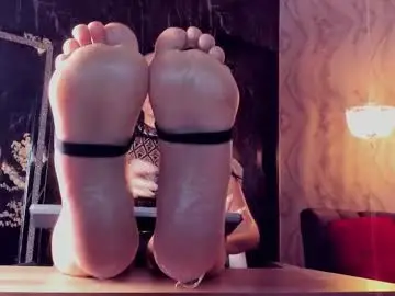 Chaturbate Free Live Porn of feetbynic
